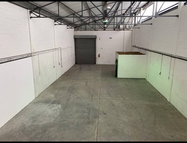 422M² FACTORY TO LET IN AIRPORT INDUSTRIA
